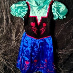 Anna costume